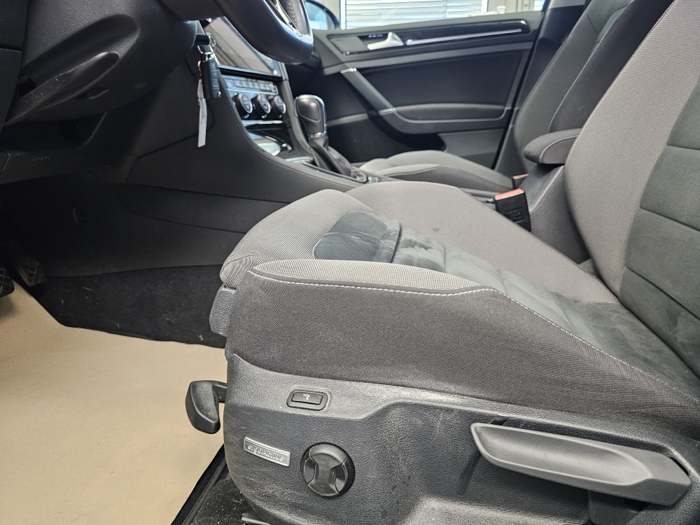 VW Golf Variant  bei Hoffmann Automobile in Wolfsburg kaufen und sofort mitnehmen - Bild 18