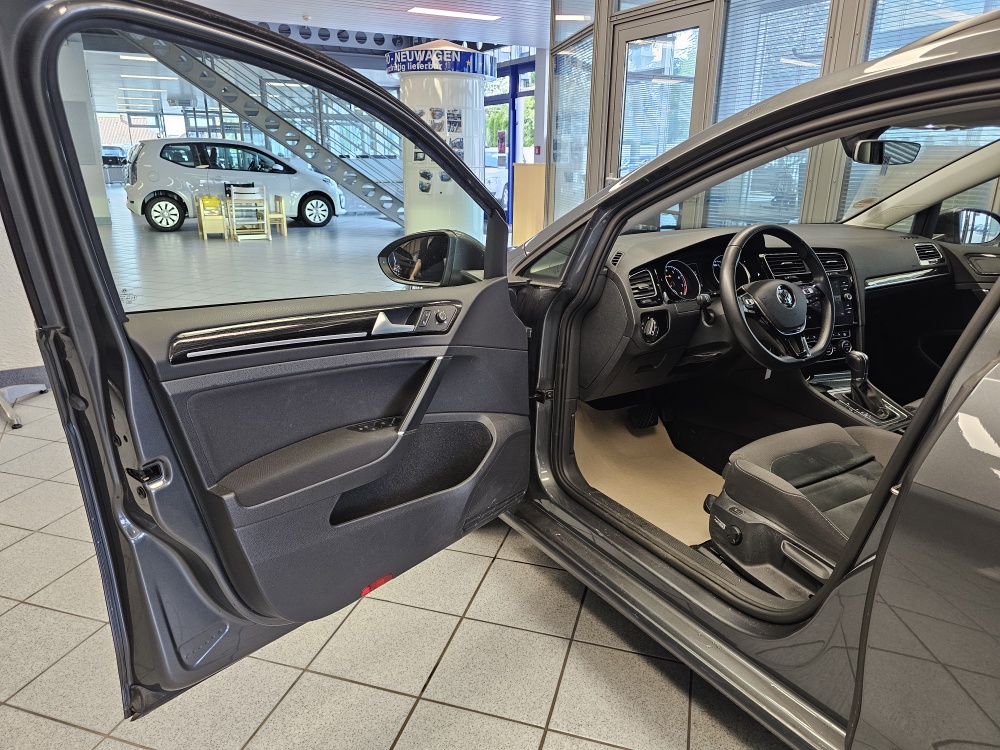 VW Golf Variant  bei Hoffmann Automobile in Wolfsburg kaufen und sofort mitnehmen - Bild 19