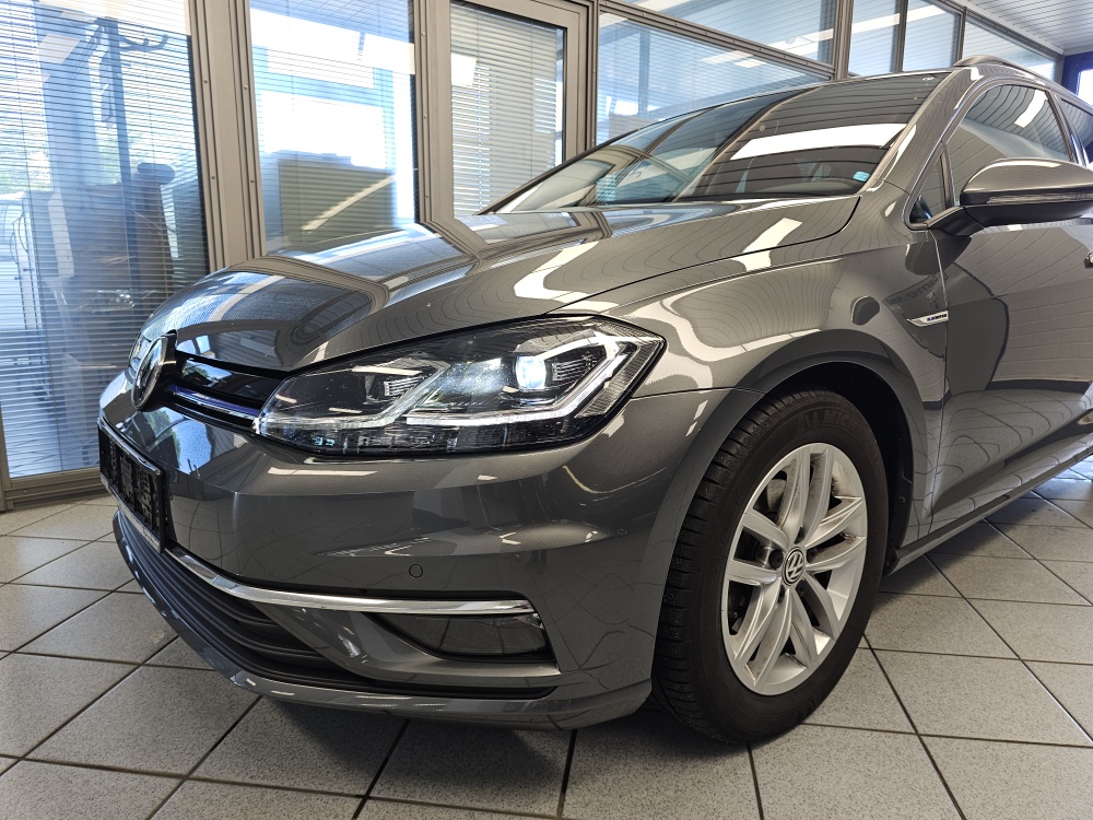 VW Golf Variant  bei Hoffmann Automobile in Wolfsburg kaufen und sofort mitnehmen - Bild 21