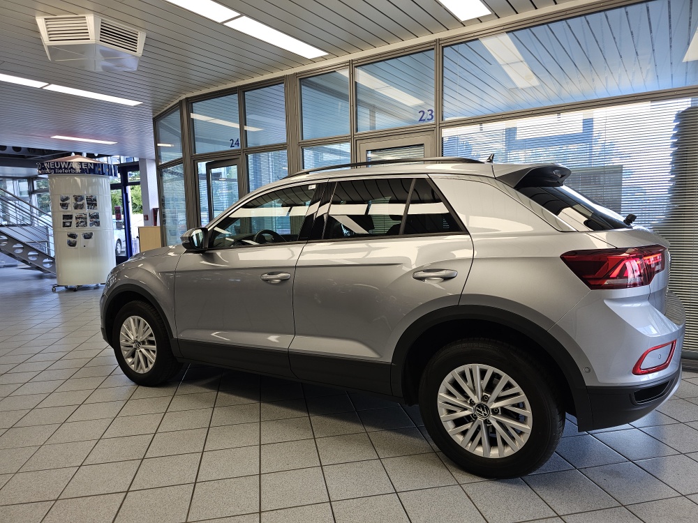 VW T-Roc  bei Hoffmann Automobile in Wolfsburg kaufen und sofort mitnehmen - Bild 20