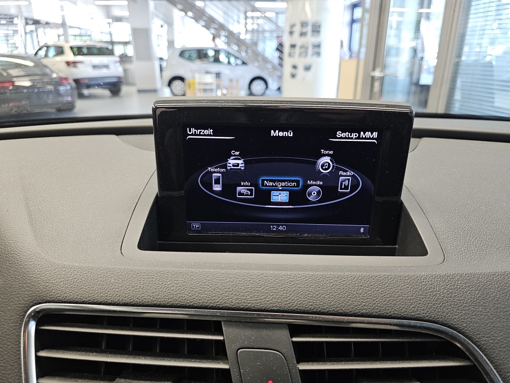 Audi Q3  bei Hoffmann Automobile in Wolfsburg kaufen und sofort mitnehmen - Bild 10