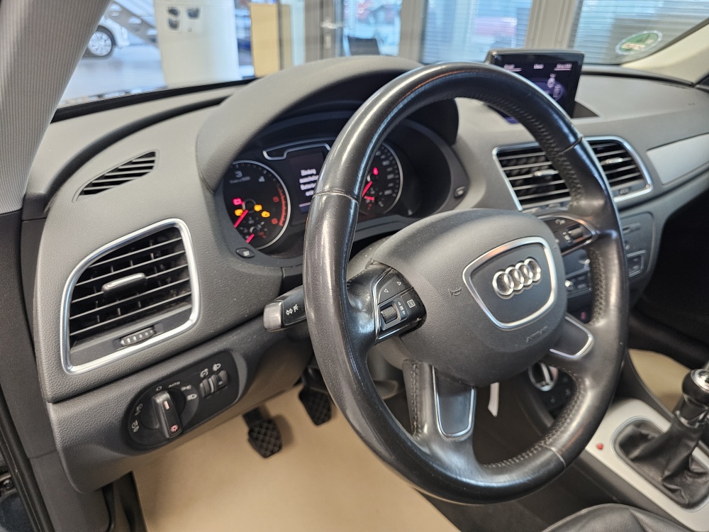 Audi Q3  bei Hoffmann Automobile in Wolfsburg kaufen und sofort mitnehmen - Bild 18