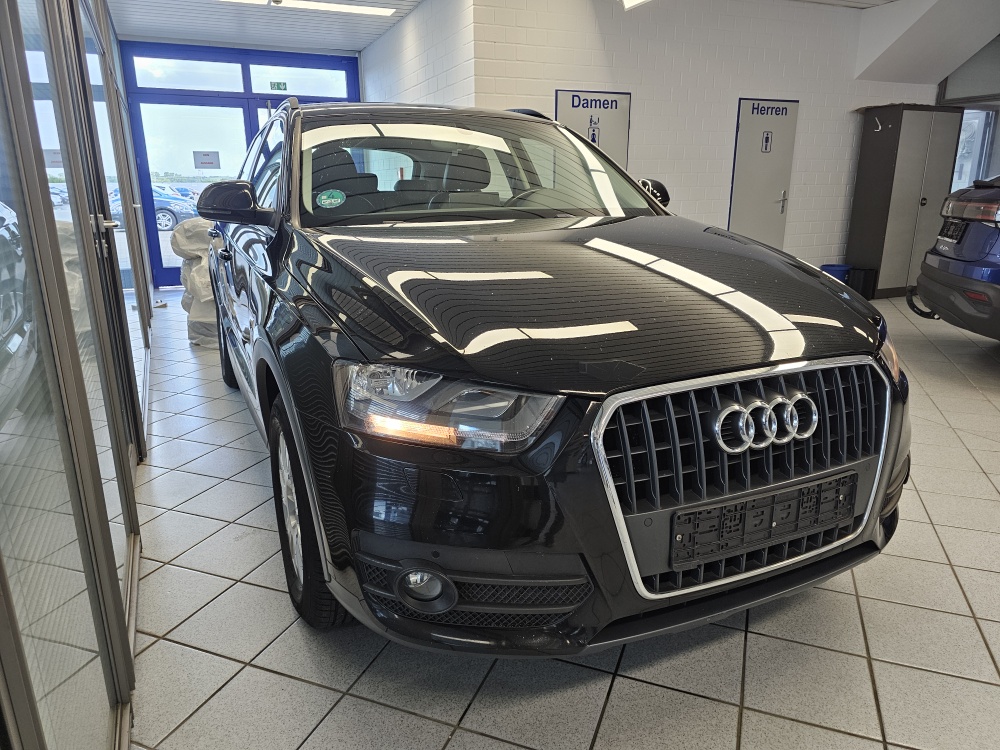 Audi Q3  bei Hoffmann Automobile in Wolfsburg kaufen und sofort mitnehmen - Bild 24