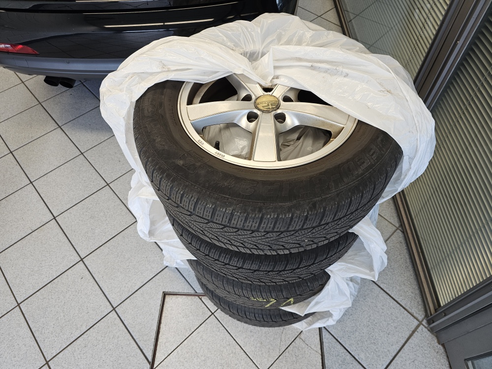 Audi Q3  bei Hoffmann Automobile in Wolfsburg kaufen und sofort mitnehmen - Bild 3