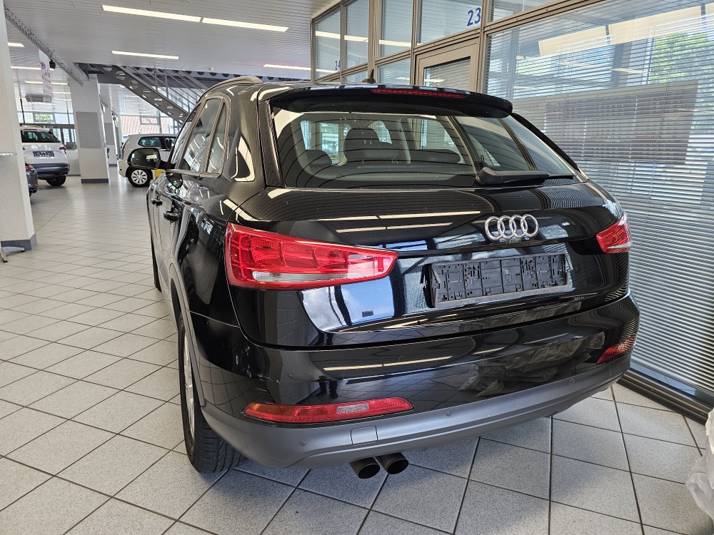 Audi Q3  bei Hoffmann Automobile in Wolfsburg kaufen und sofort mitnehmen - Bild 4