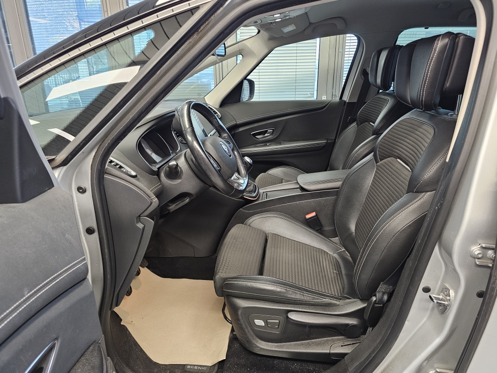 Renault Scenic  bei Hoffmann Automobile in Wolfsburg kaufen und sofort mitnehmen - Bild 21