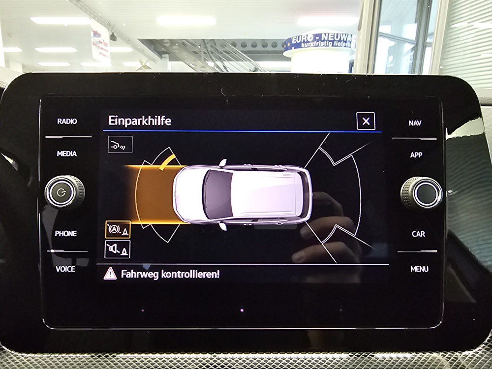 VW T-Cross  bei Hoffmann Automobile in Wolfsburg kaufen und sofort mitnehmen - Bild 16
