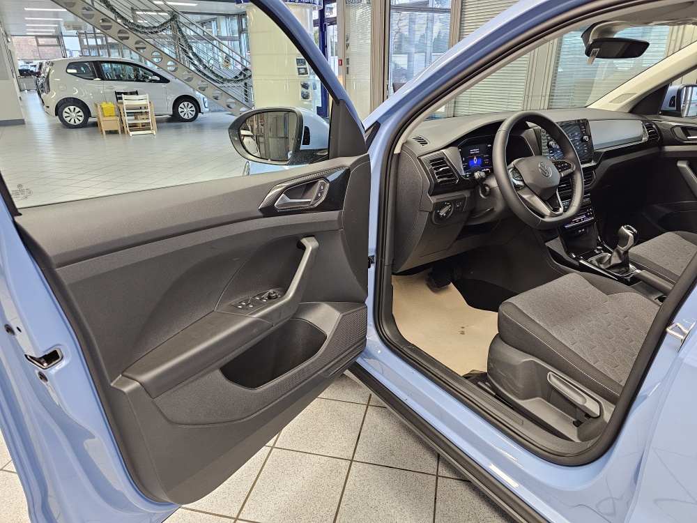 VW T-Cross  bei Hoffmann Automobile in Wolfsburg kaufen und sofort mitnehmen - Bild 24