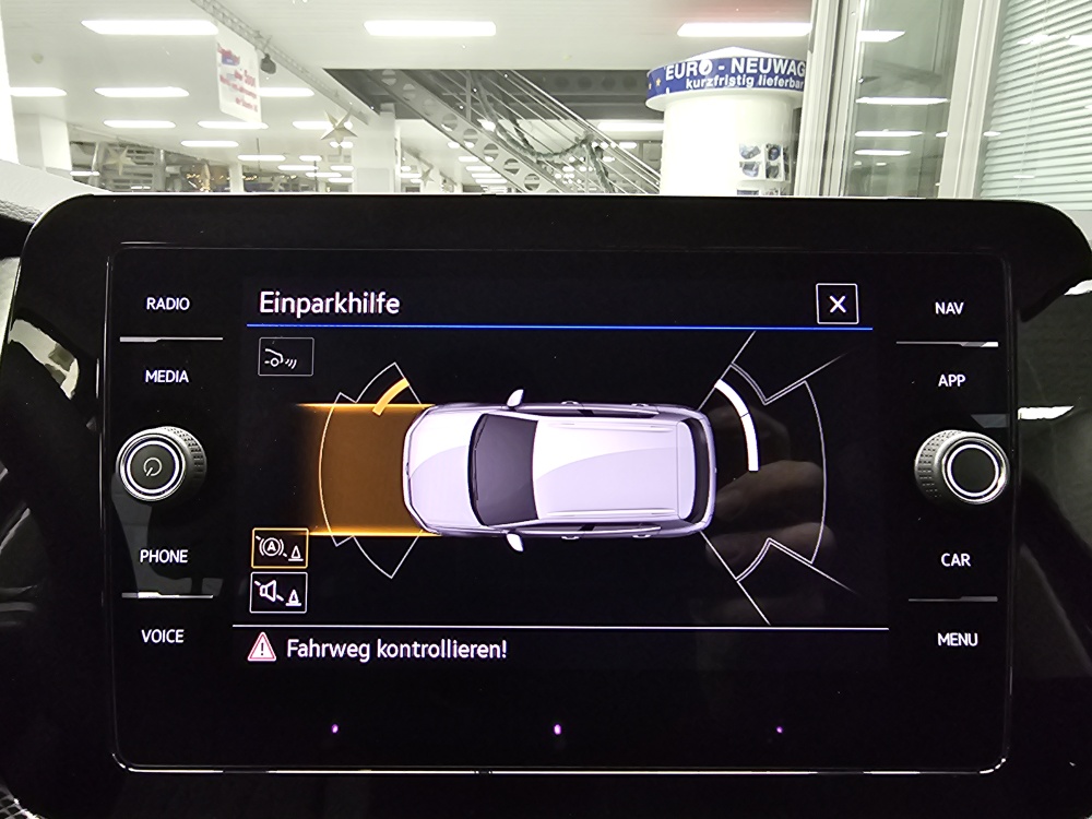 VW T-Cross  bei Hoffmann Automobile in Wolfsburg kaufen und sofort mitnehmen - Bild 15