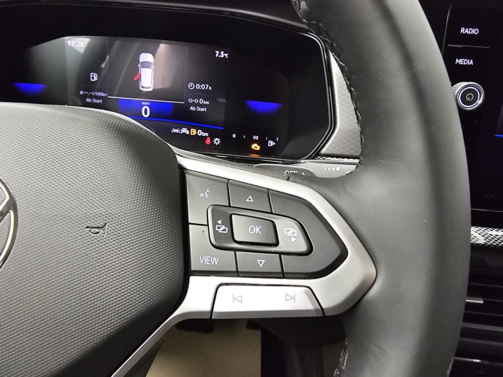 VW T-Cross  bei Hoffmann Automobile in Wolfsburg kaufen und sofort mitnehmen - Bild 17