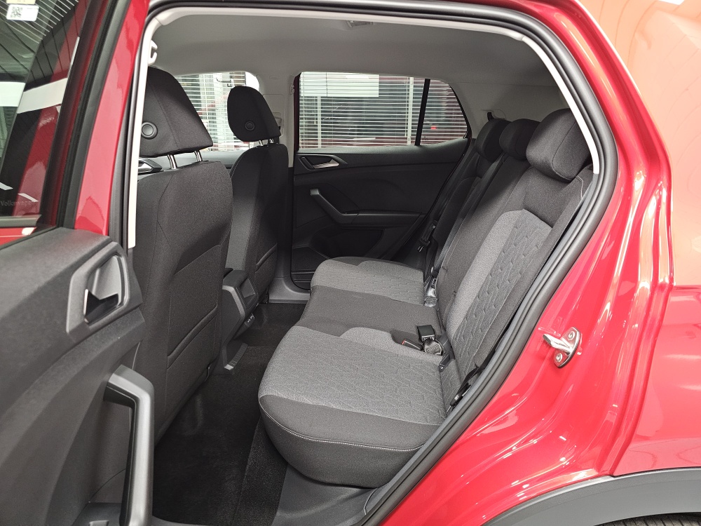 VW T-Cross  bei Hoffmann Automobile in Wolfsburg kaufen und sofort mitnehmen - Bild 4