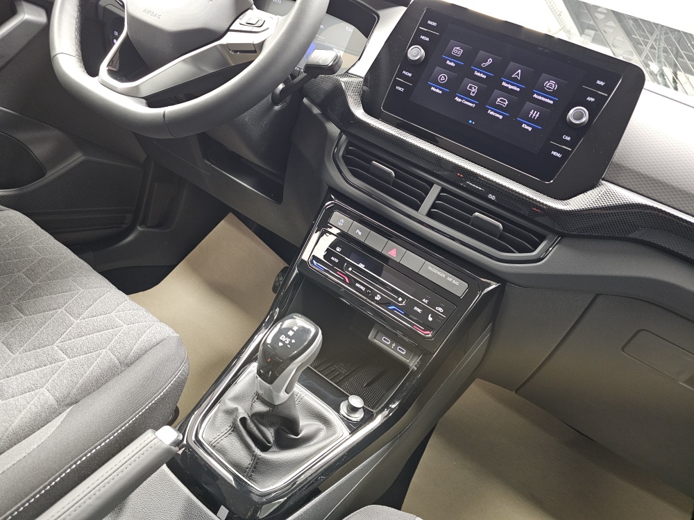 VW T-Cross  bei Hoffmann Automobile in Wolfsburg kaufen und sofort mitnehmen - Bild 7