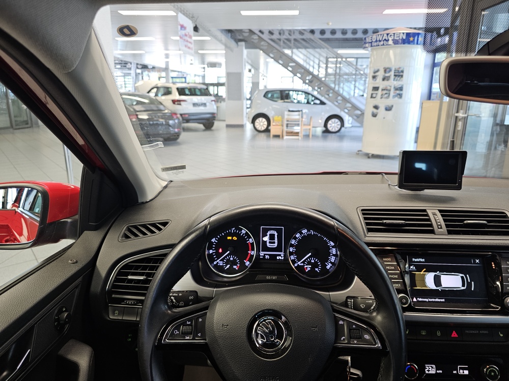 Skoda Fabia Combi  bei Hoffmann Automobile in Wolfsburg kaufen und sofort mitnehmen - Bild 19