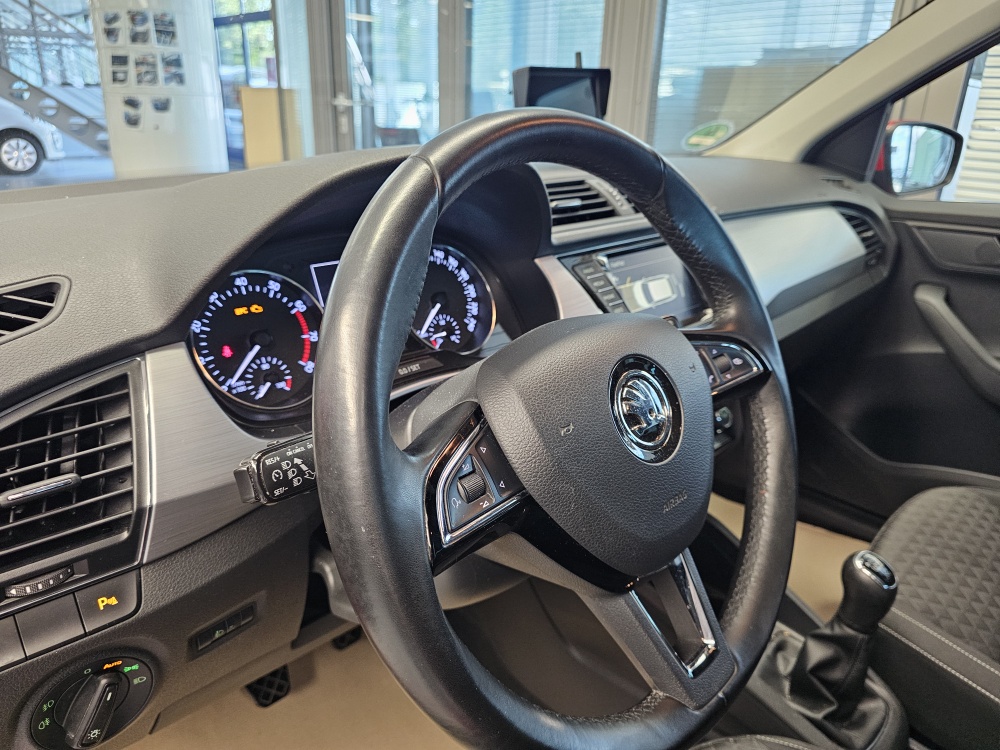 Skoda Fabia Combi  bei Hoffmann Automobile in Wolfsburg kaufen und sofort mitnehmen - Bild 20