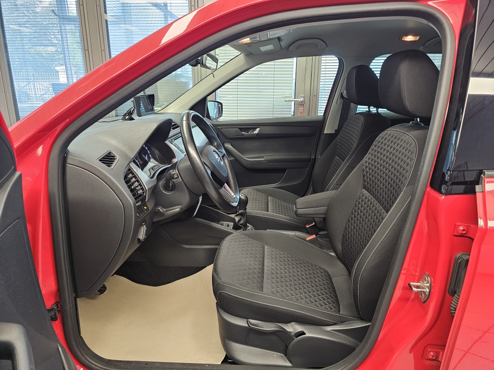 Skoda Fabia Combi  bei Hoffmann Automobile in Wolfsburg kaufen und sofort mitnehmen - Bild 21