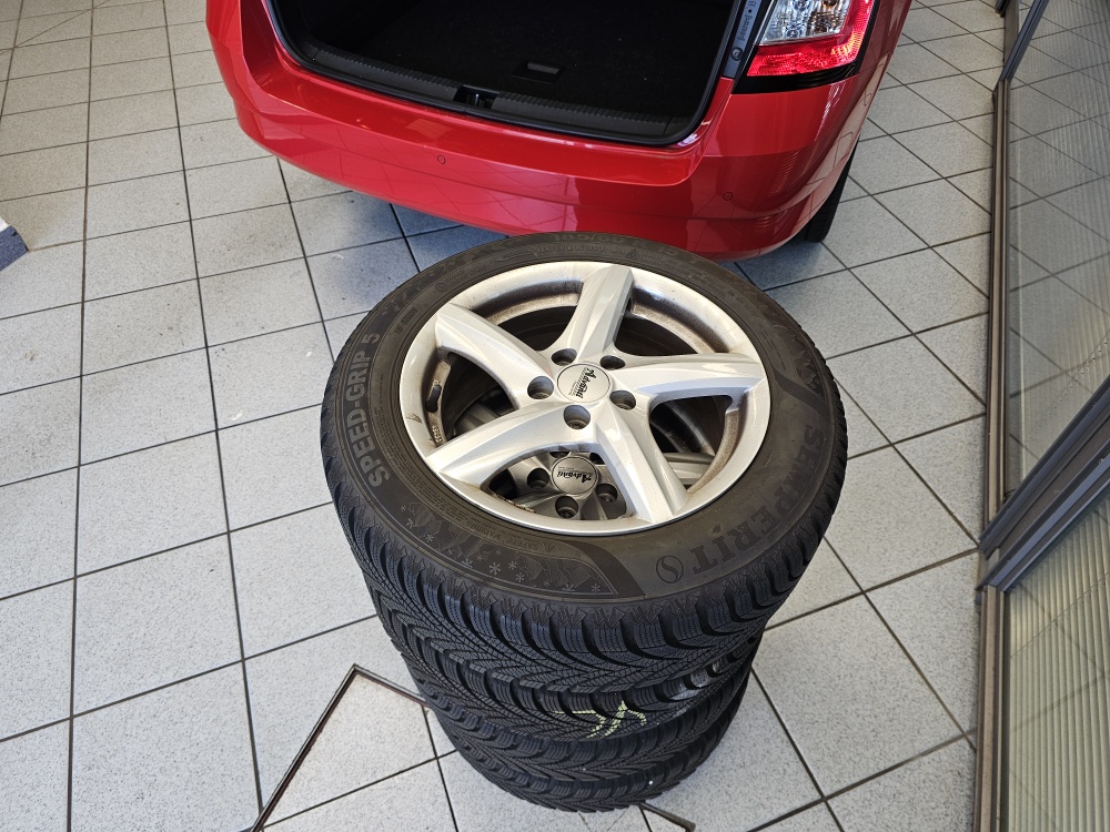 Skoda Fabia Combi  bei Hoffmann Automobile in Wolfsburg kaufen und sofort mitnehmen - Bild 3