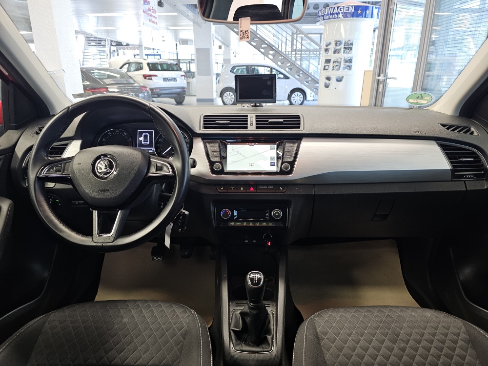 Skoda Fabia Combi  bei Hoffmann Automobile in Wolfsburg kaufen und sofort mitnehmen - Bild 6