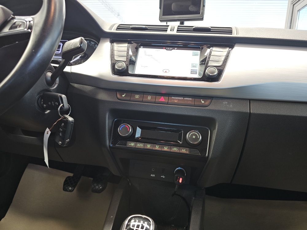 Skoda Fabia Combi  bei Hoffmann Automobile in Wolfsburg kaufen und sofort mitnehmen - Bild 7