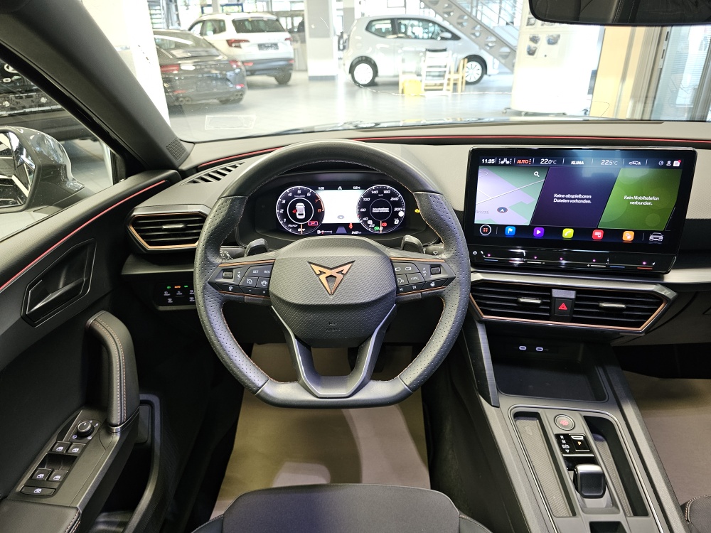 Cupra Leon Sportstourer  bei Hoffmann Automobile in Wolfsburg kaufen und sofort mitnehmen - Bild 22