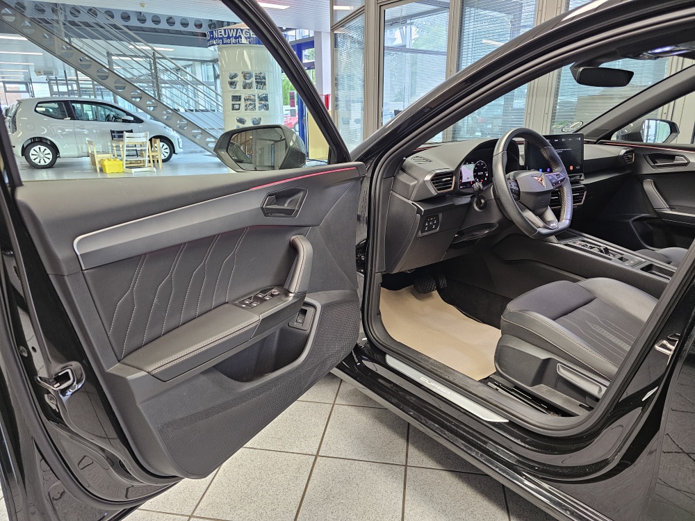Cupra Leon Sportstourer  bei Hoffmann Automobile in Wolfsburg kaufen und sofort mitnehmen - Bild 25