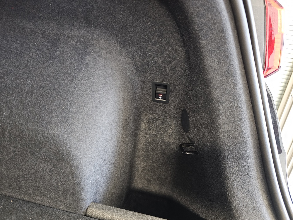 Audi Q3  bei Hoffmann Automobile in Wolfsburg kaufen und sofort mitnehmen - Bild 4