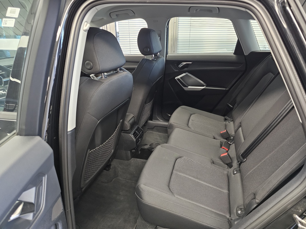 Audi Q3  bei Hoffmann Automobile in Wolfsburg kaufen und sofort mitnehmen - Bild 7
