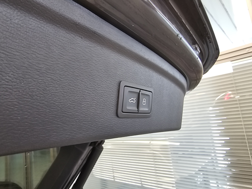 Audi A3 Sportback  bei Hoffmann Automobile in Wolfsburg kaufen und sofort mitnehmen - Bild 3
