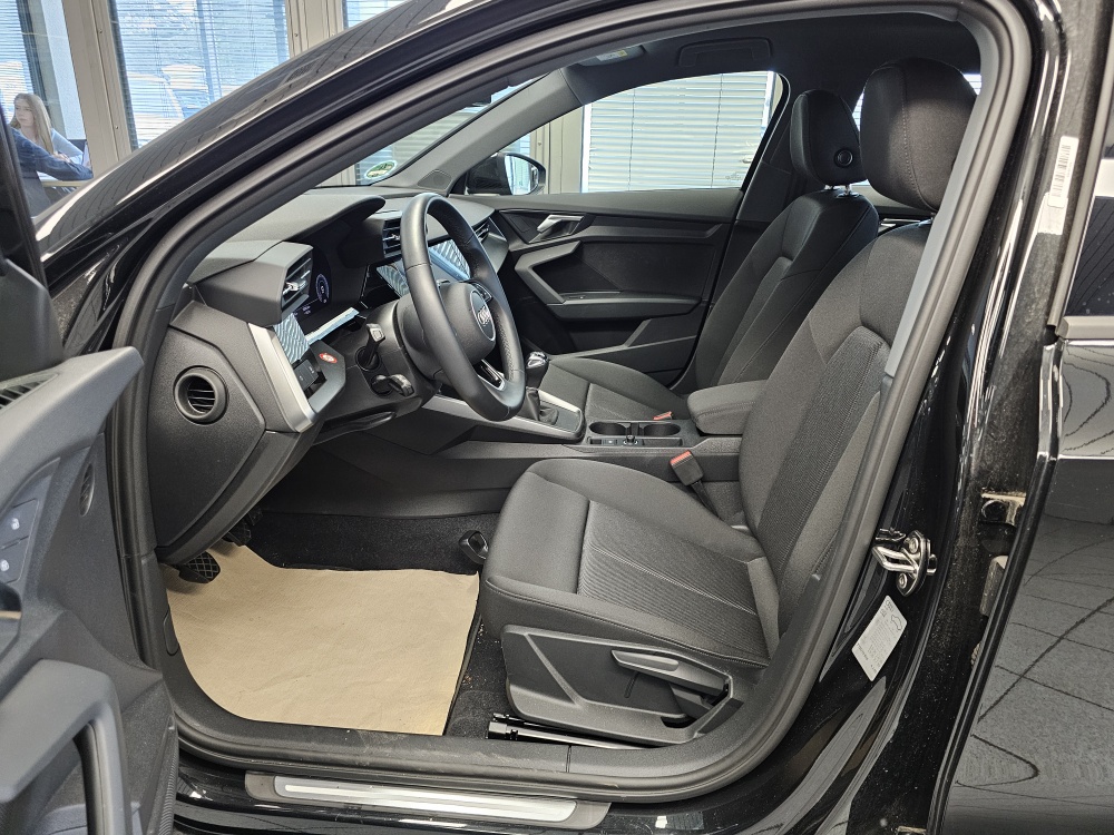 Audi A3 Limousine  bei Hoffmann Automobile in Wolfsburg kaufen und sofort mitnehmen - Bild 22