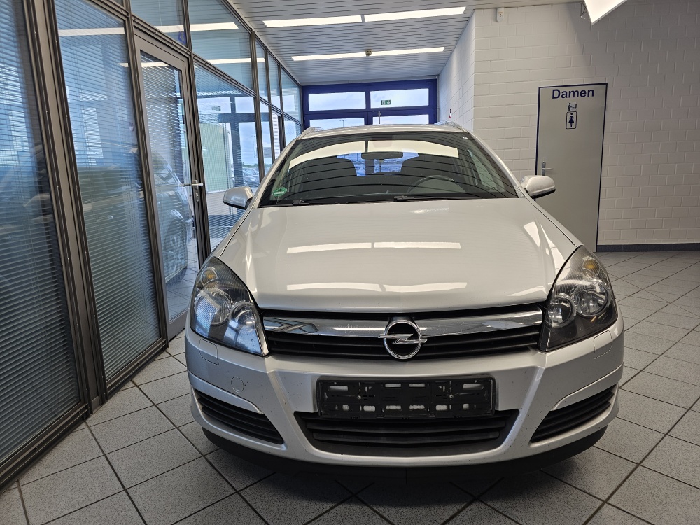 Opel Astra Caravan  bei Hoffmann Automobile in Wolfsburg kaufen und sofort mitnehmen - Bild 14