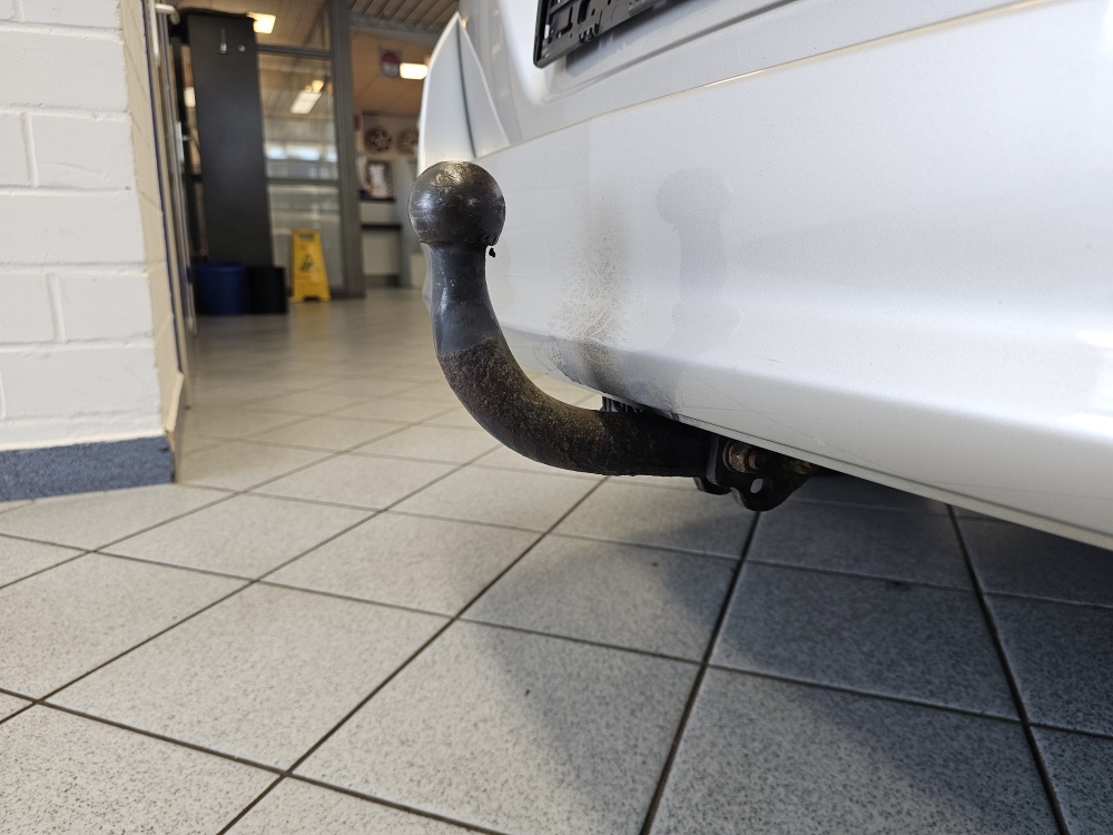Opel Astra Caravan  bei Hoffmann Automobile in Wolfsburg kaufen und sofort mitnehmen - Bild 3