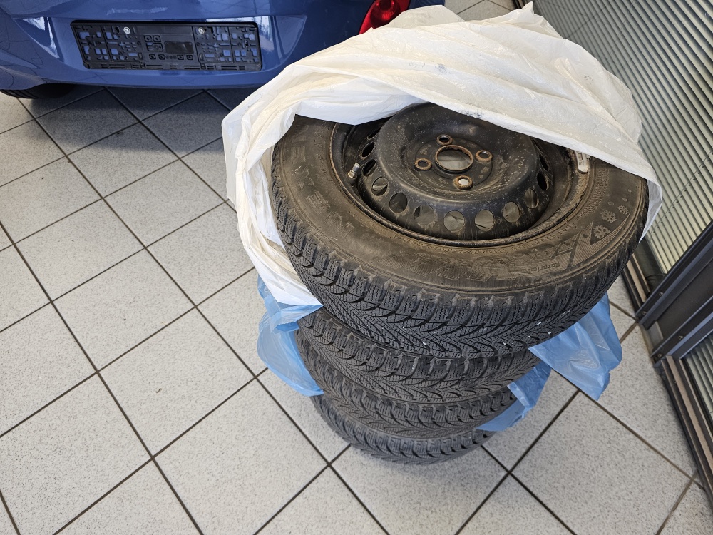 Hyundai i10  bei Hoffmann Automobile in Wolfsburg kaufen und sofort mitnehmen - Bild 3