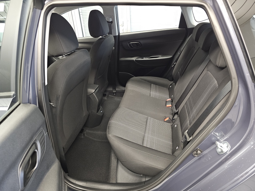 Hyundai i20  bei Hoffmann Automobile in Wolfsburg kaufen und sofort mitnehmen - Bild 4