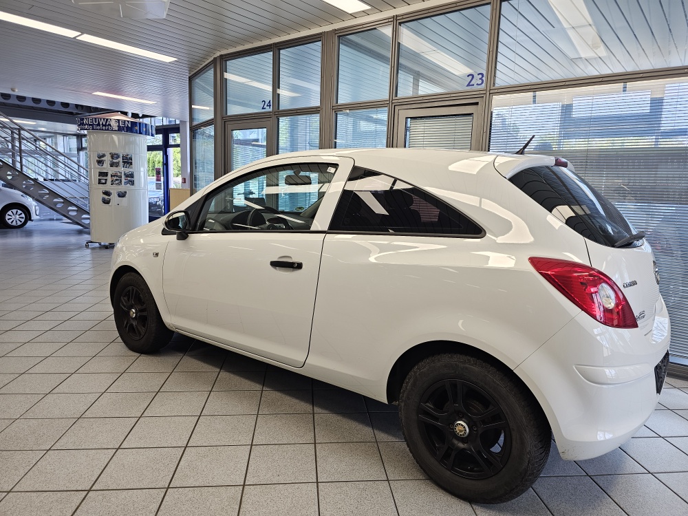 Opel Corsa  bei Hoffmann Automobile in Wolfsburg kaufen und sofort mitnehmen - Bild 11