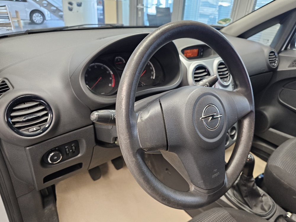 Opel Corsa  bei Hoffmann Automobile in Wolfsburg kaufen und sofort mitnehmen - Bild 8