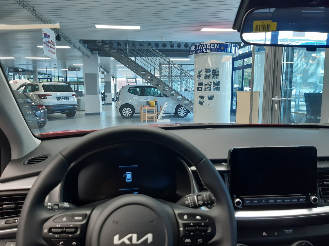 Kia Stonic  bei Hoffmann Automobile in Wolfsburg kaufen und sofort mitnehmen - Bild 9