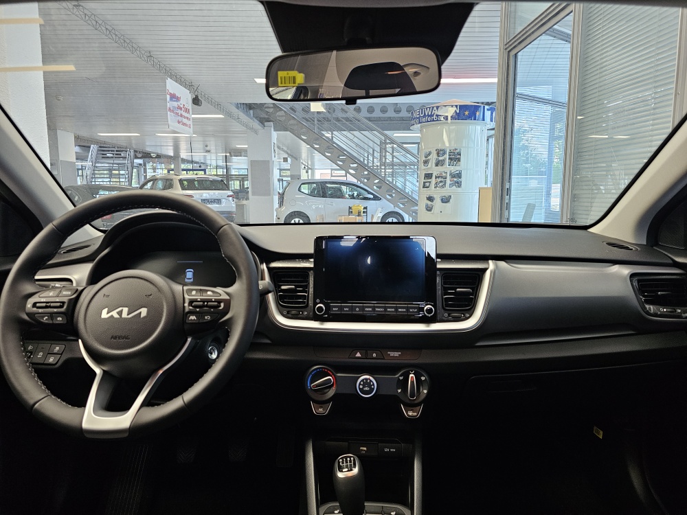 Kia Stonic bei Hoffmann Automobile in Wolfsburg kaufen und sofort mitnehmen - Bild 3