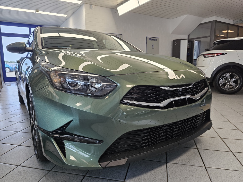 Kia Ceed  bei Hoffmann Automobile in Wolfsburg kaufen und sofort mitnehmen - Bild 14