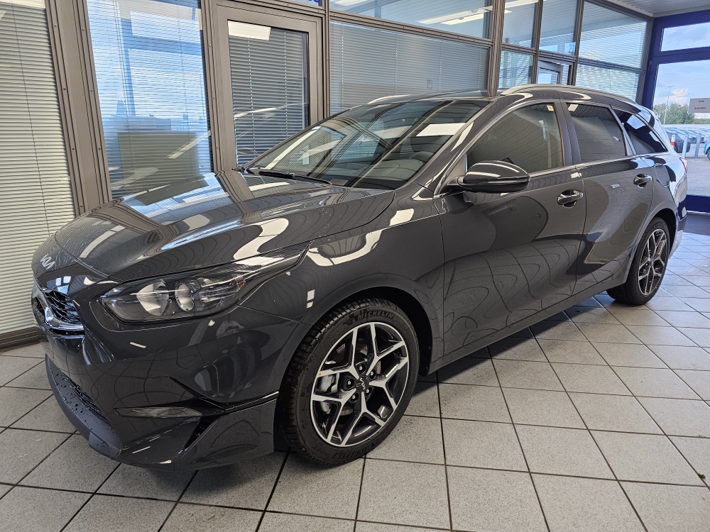 Kia Ceed  für nur 26.350,- € bei Hoffmann Automobile in Wolfsburg kaufen und sofort mitnehmen