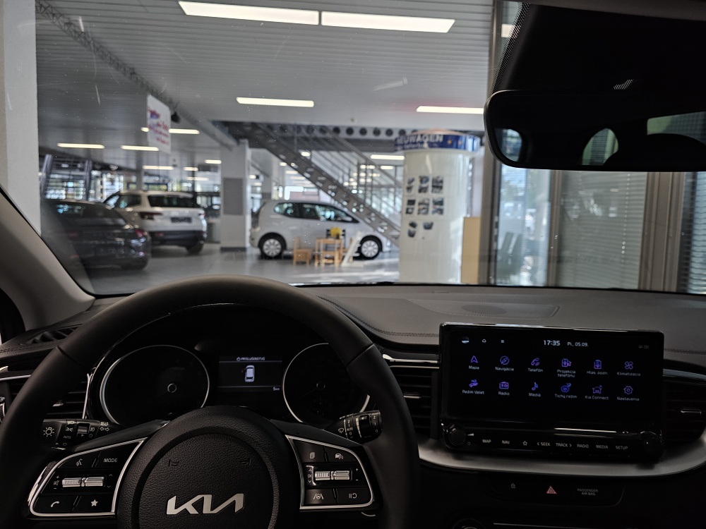 Kia Ceed  bei Hoffmann Automobile in Wolfsburg kaufen und sofort mitnehmen - Bild 8