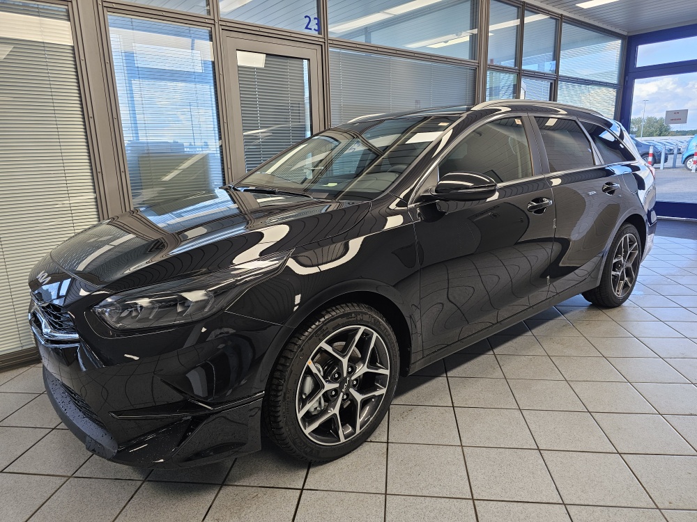 Kia Ceed  für nur 26.350,- € bei Hoffmann Automobile in Wolfsburg kaufen und sofort mitnehmen
