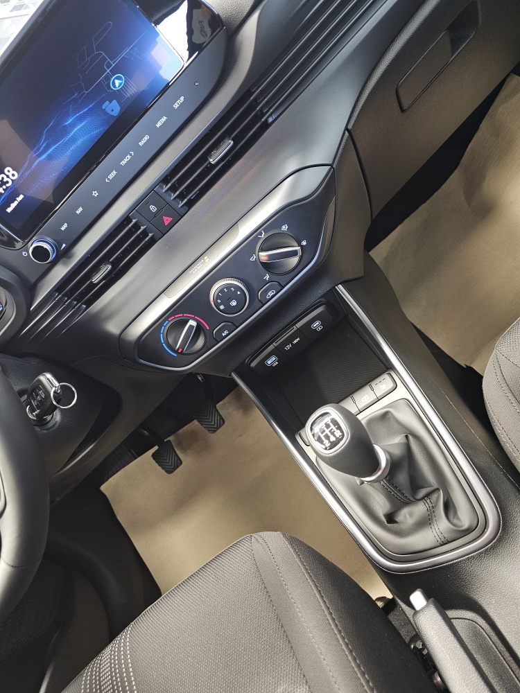 Hyundai i20  bei Hoffmann Automobile in Wolfsburg kaufen und sofort mitnehmen - Bild 7