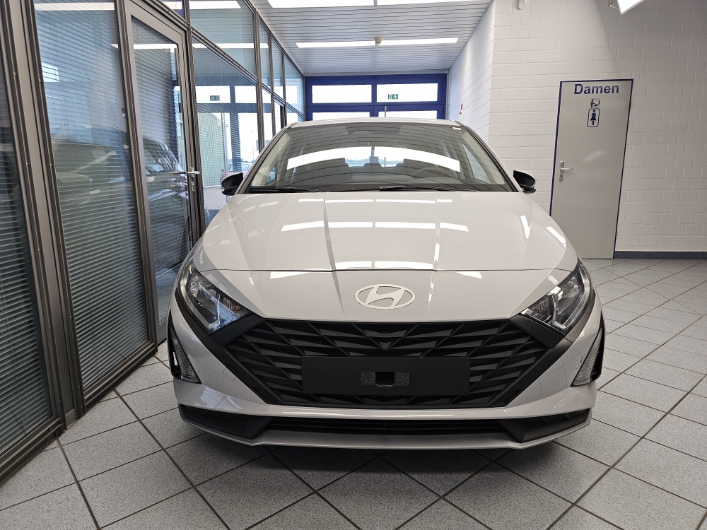 Hyundai i20  bei Hoffmann Automobile in Wolfsburg kaufen und sofort mitnehmen - Bild 24