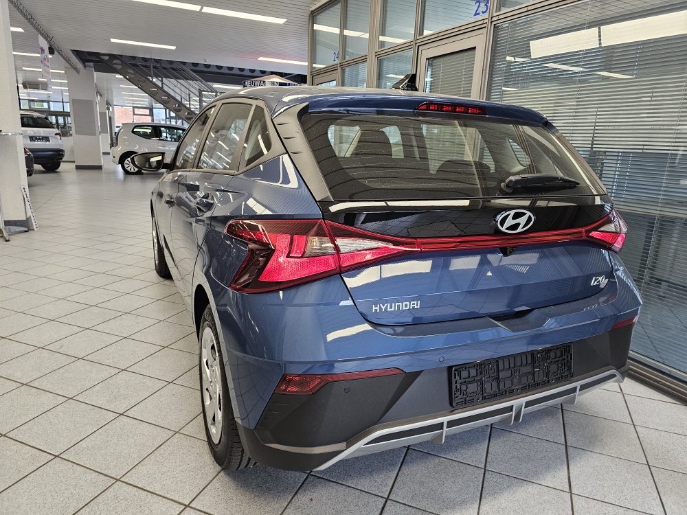 Hyundai i20  bei Hoffmann Automobile in Wolfsburg kaufen und sofort mitnehmen - Bild 3