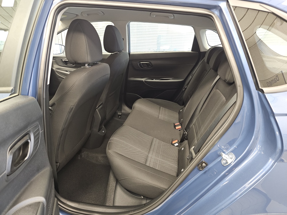 Hyundai i20  bei Hoffmann Automobile in Wolfsburg kaufen und sofort mitnehmen - Bild 4