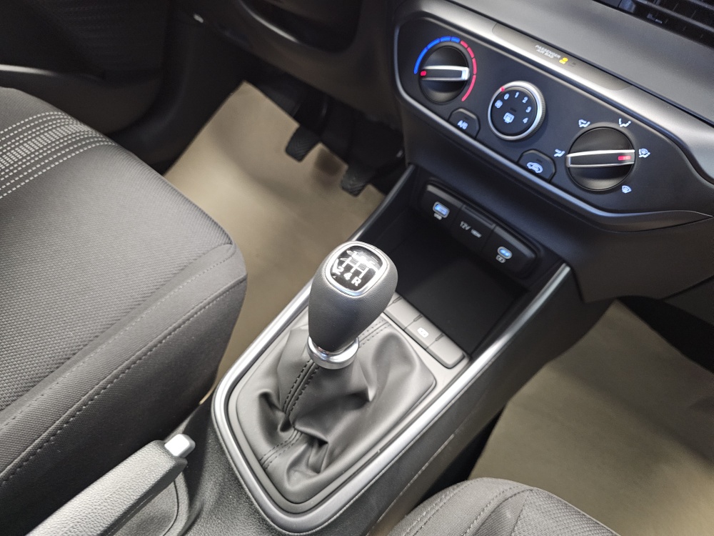 Hyundai i20  bei Hoffmann Automobile in Wolfsburg kaufen und sofort mitnehmen - Bild 7