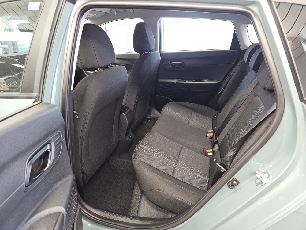 Hyundai i20  bei Hoffmann Automobile in Wolfsburg kaufen und sofort mitnehmen - Bild 4