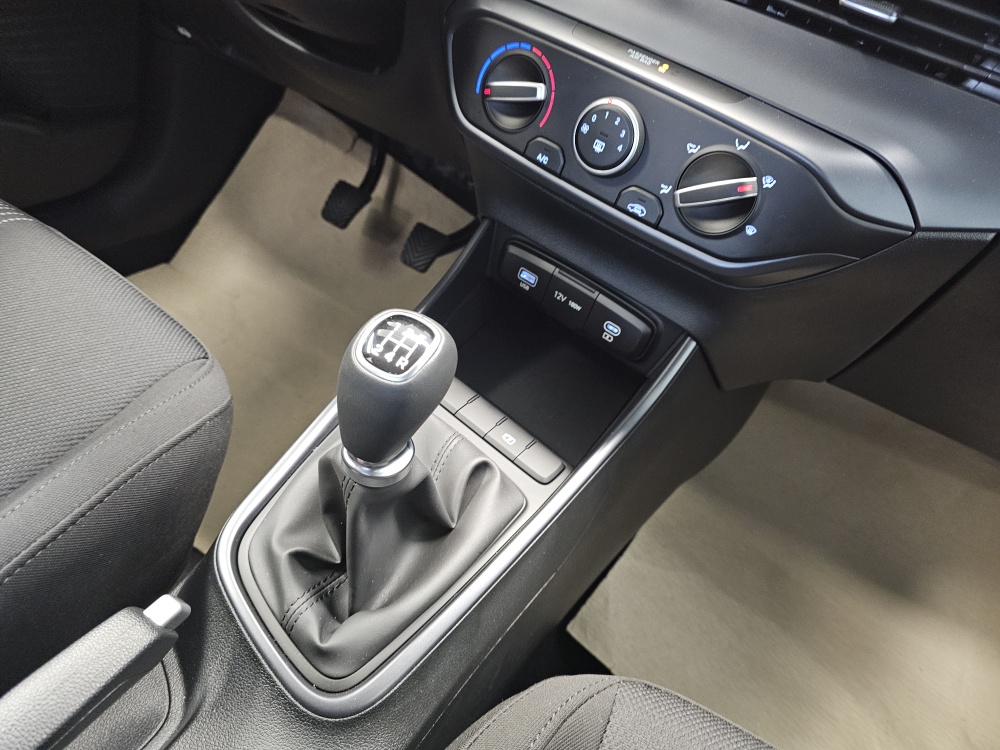 Hyundai i20  bei Hoffmann Automobile in Wolfsburg kaufen und sofort mitnehmen - Bild 7