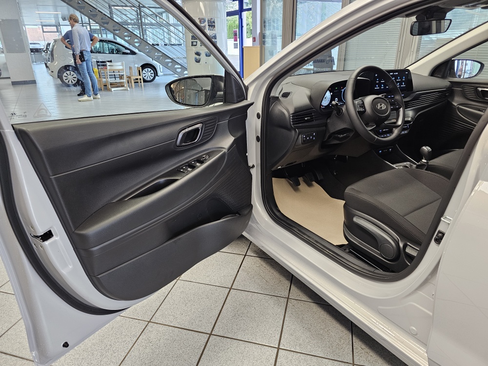 Hyundai i20  bei Hoffmann Automobile in Wolfsburg kaufen und sofort mitnehmen - Bild 24