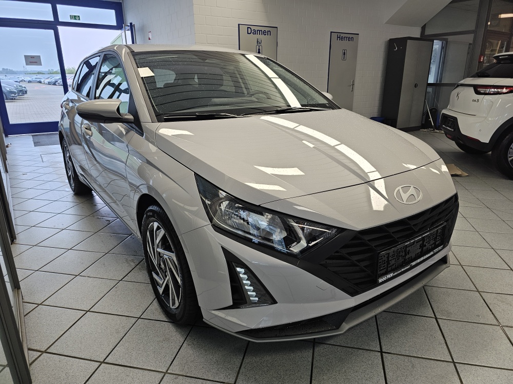 Hyundai i20  bei Hoffmann Automobile in Wolfsburg kaufen und sofort mitnehmen - Bild 28