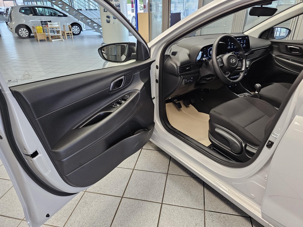 Hyundai i20  bei Hoffmann Automobile in Wolfsburg kaufen und sofort mitnehmen - Bild 24